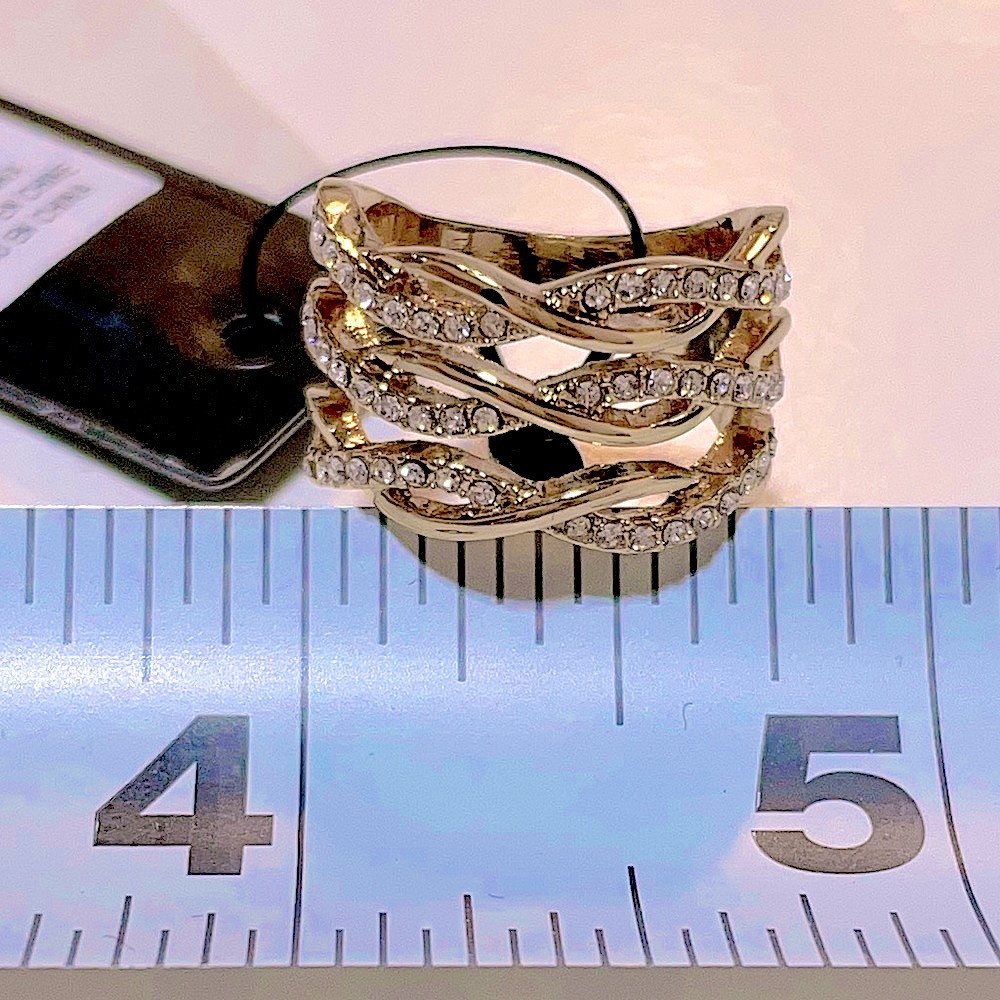 NWT 5 GIFTABLE NEW WITH TAGS crystal rhinestone gold promise BCBG cocktail ring